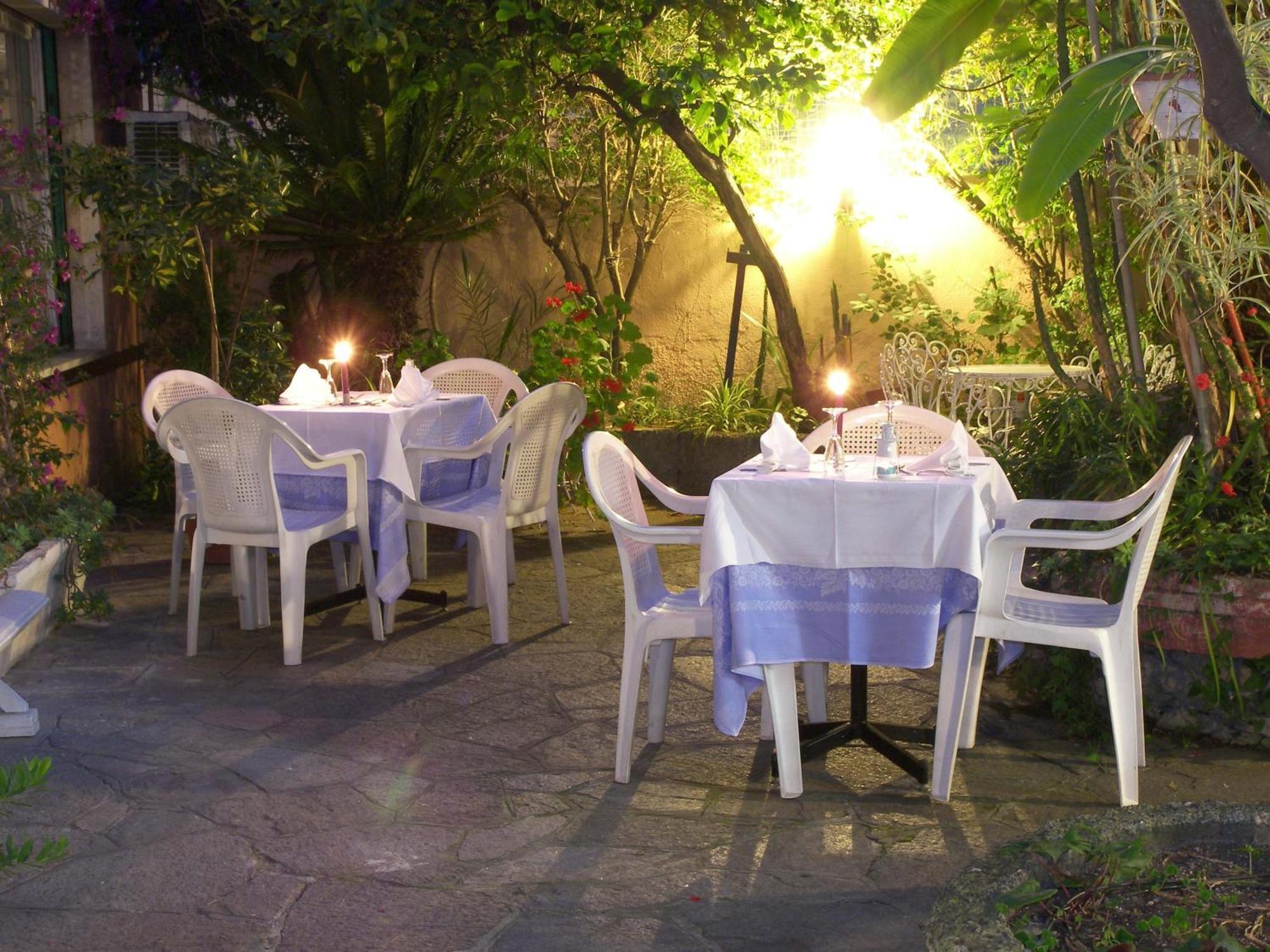 Albergo La Marinella Varazze Εξωτερικό φωτογραφία